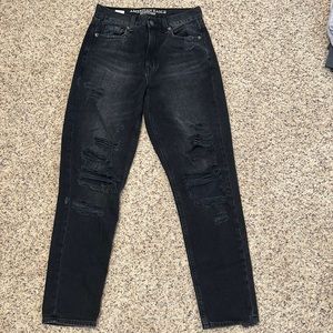 American Eagle Size 2 Mom Jeans
